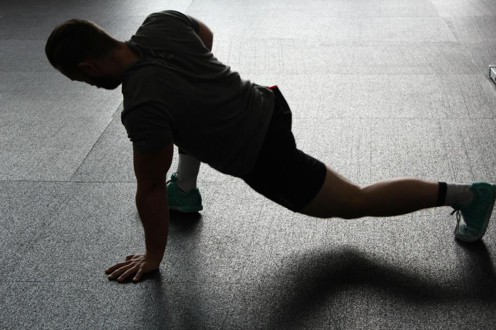 6 Effective Stretching Exercises for Flexibility and Injury&nbsp;Prevention